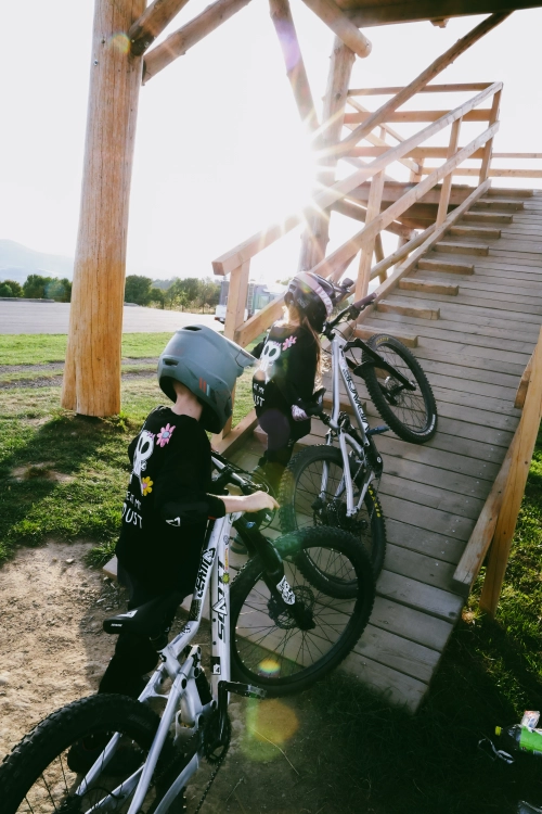 image00005.jpeg